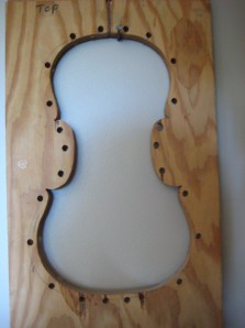 Howard Sands Violins, violin form