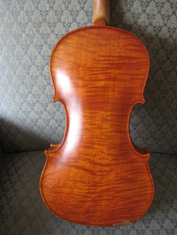 Howard Sands Violins, One-Piece Back, Maple Violin 